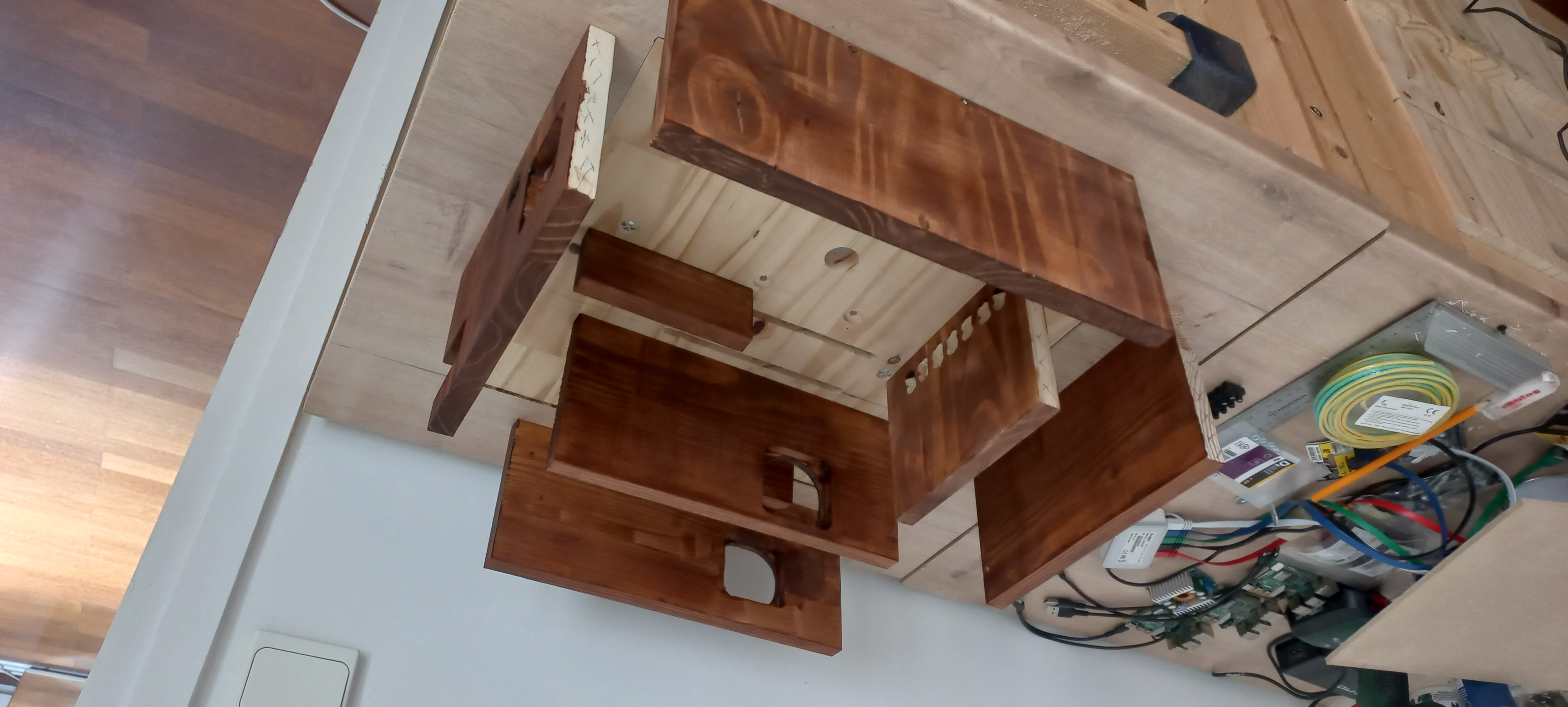 Vernissage du boîtier